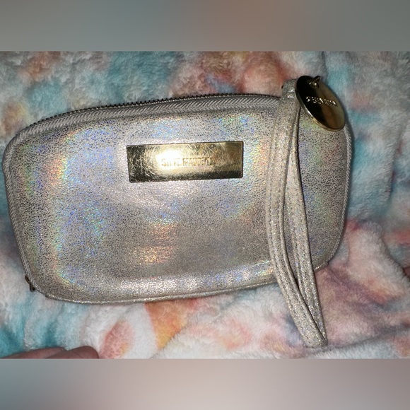 Steve Madden Holographic Zippy Wallet/Clutch Wristlet Strap - Picture 13 of 16